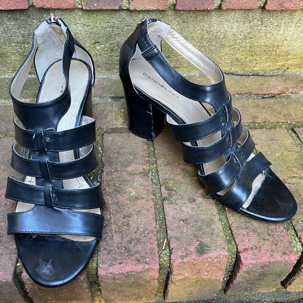 Bandolino Chunky Heeled Sandals